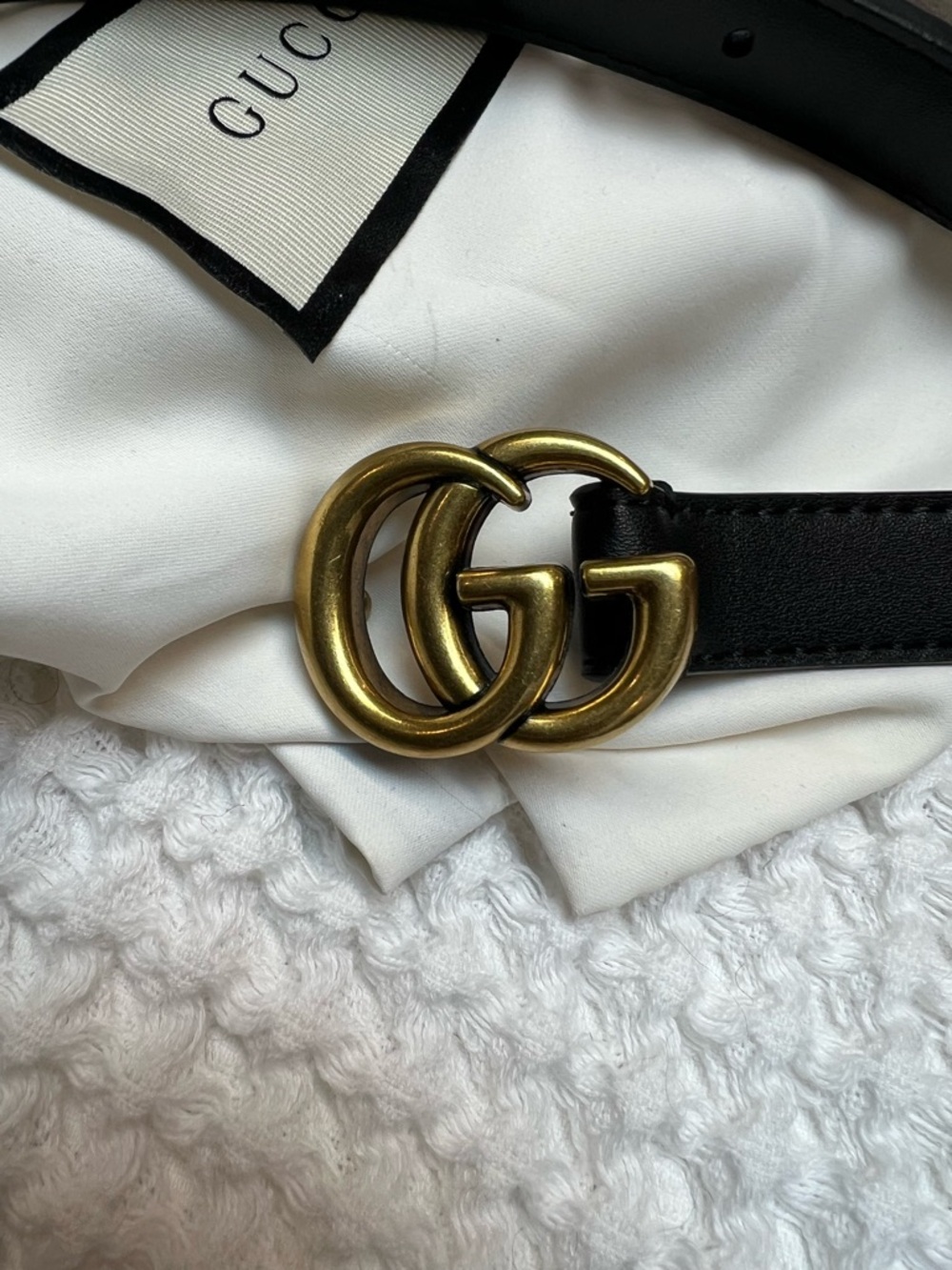 Gucci Black Leather Marmont Thin Belt with Brass Double G Buckle - Picture 2 of 15
